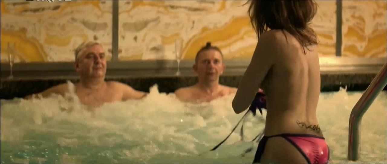 Tatiana Pauhofova nude scene in Roman pro muze Tatiana Pauhofova nude scene in Roman pro muze