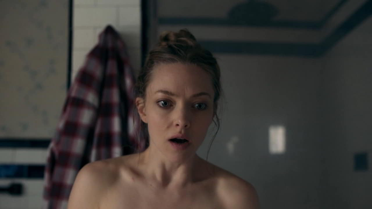 Amanda Seyfried, Natalia Dyer topless Things Heard & Seen Amanda Seyfried, Natalia Dyer topless Things Heard & Seen