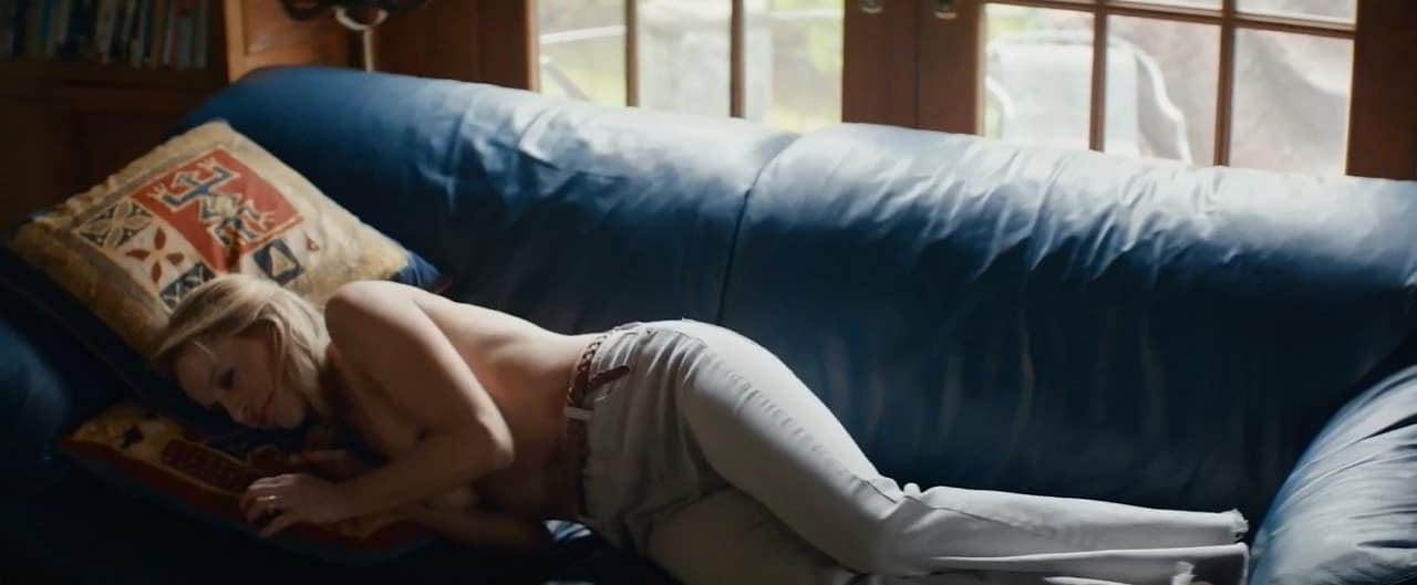 Amy Hargreaves, Olivia Luccardi, Comfort Clinton cleavage movie scene 2020 Amy Hargreaves, Olivia Luccardi, Comfort Clinton cleavage movie scene 2020
