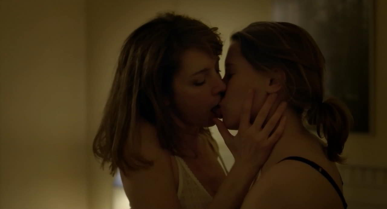 Anne Steffens, Friedelise Stutte cleavage movie scene 2018 Anne Steffens, Friedelise Stutte cleavage movie scene 2018