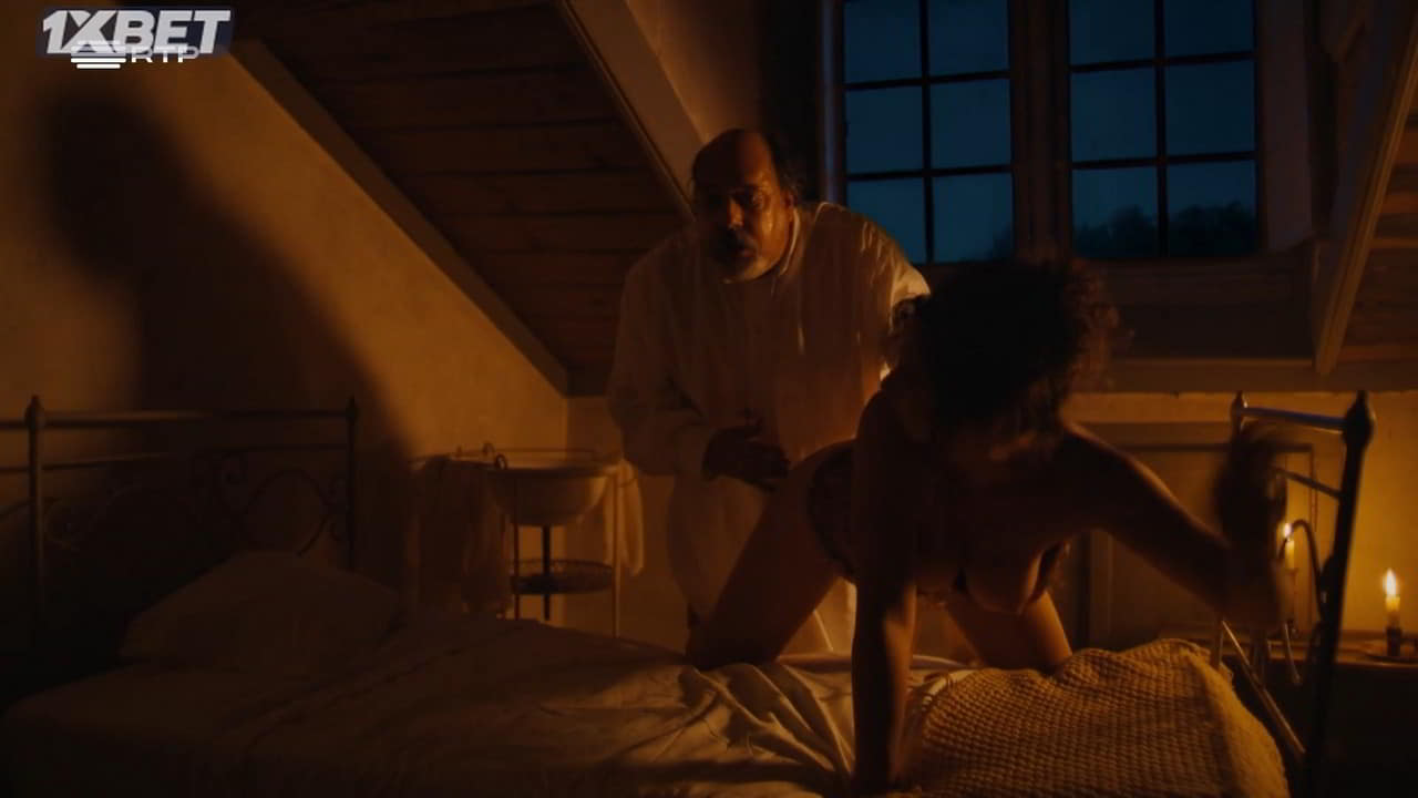 Barbara Branco topless O Crime do Padre Amaro - S01E01 Barbara Branco topless O Crime do Padre Amaro - S01E01