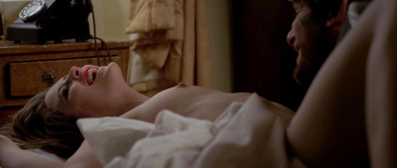 Blayze Collins topless Perucchetti Nude - The Thompsons Blayze Collins topless Perucchetti Nude - The Thompsons