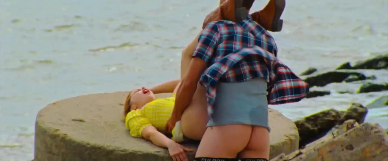 Bree Elrod, Suzanna Son bare butt in Red Rocket Bree Elrod, Suzanna Son bare butt in Red Rocket