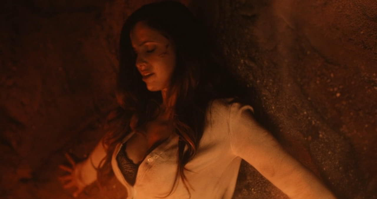 Brigitte Kingsley bare butt in Astonishing Tales of Terror Rocktapussy! Brigitte Kingsley bare butt in Astonishing Tales of Terror Rocktapussy!