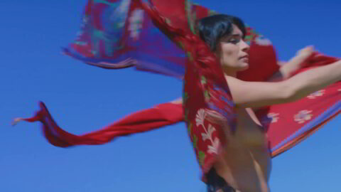 Bruna Marquezine Nude Vou Nadar Ate Voce 2019 09