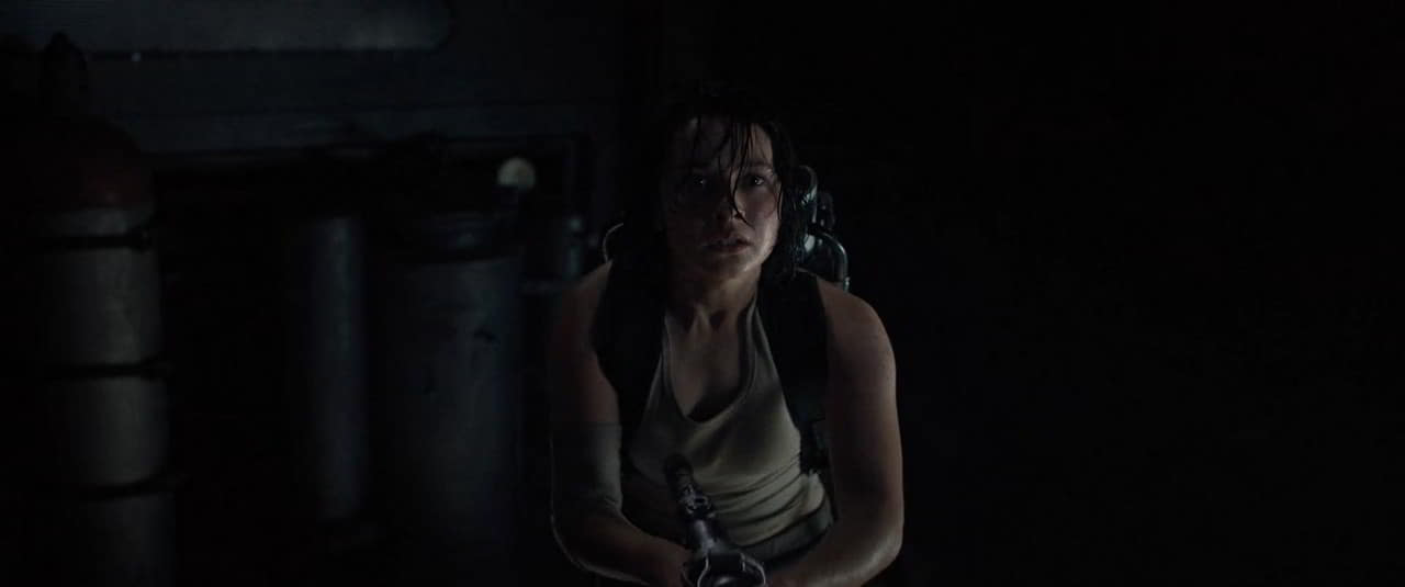 Cailee Spaeny cleavage movie scene 2024 Cailee Spaeny cleavage movie scene 2024
