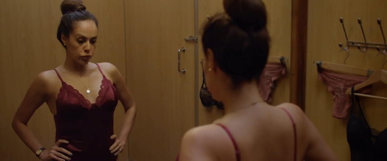 Cristina Umana nude scene in Distrito Salvaje - S01E04 Cristina Umana nude scene in Distrito Salvaje - S01E04