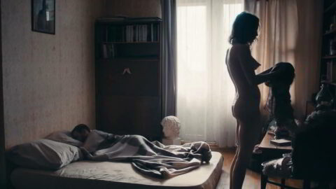 Darya Plakhtiy Nude Falling 2017 1
