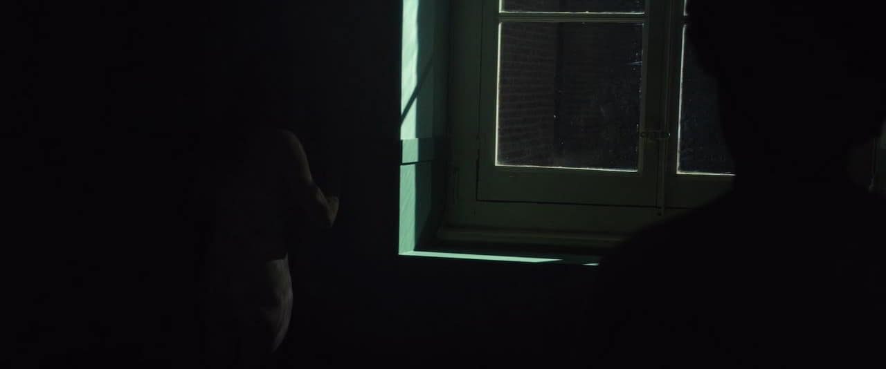 Dorothy Lawrence cleavage movie scene 2022 Dorothy Lawrence cleavage movie scene 2022