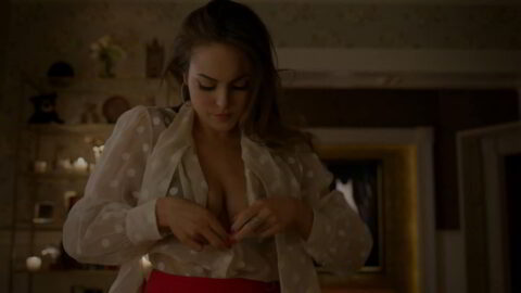 Elizabeth Gillies Sexy Dynasty S02E21 2018 4