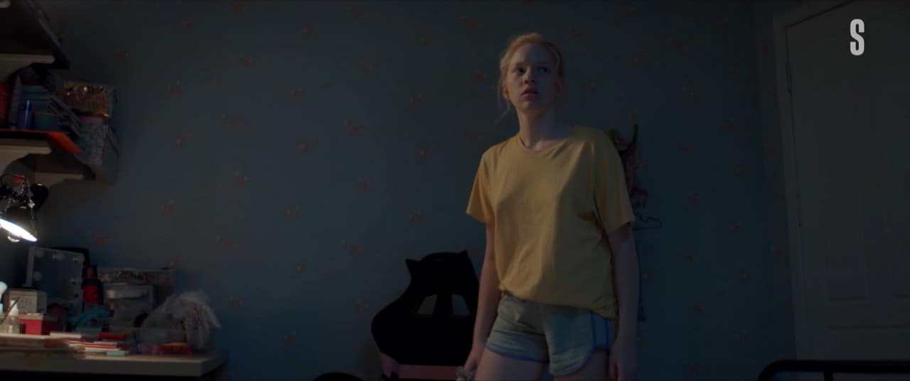 Elizaveta Ishenko cleavage movie scene 2022 Elizaveta Ishenko cleavage movie scene 2022