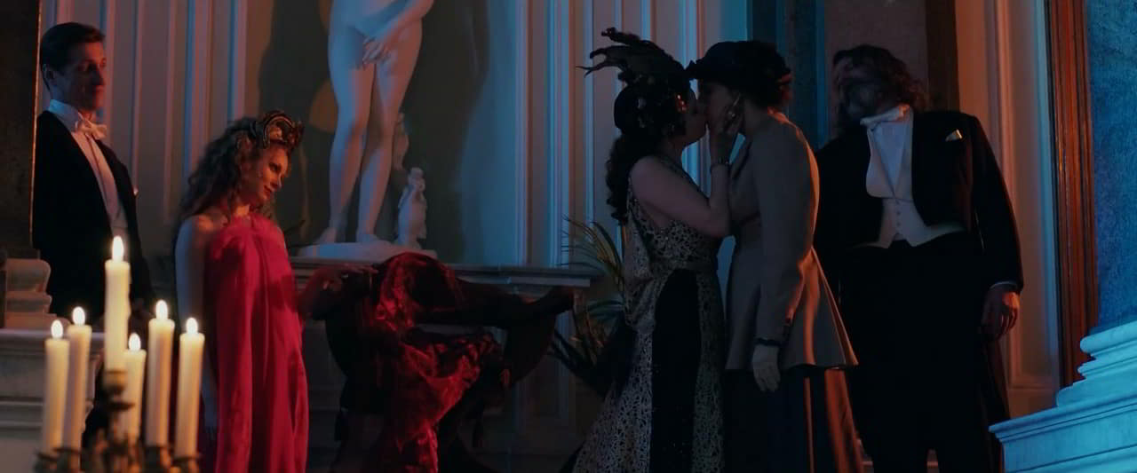 Emiliya Spivak, Kseniya Lukyanchikova topless Krylya imperii - S01E03 Emiliya Spivak, Kseniya Lukyanchikova topless Krylya imperii - S01E03