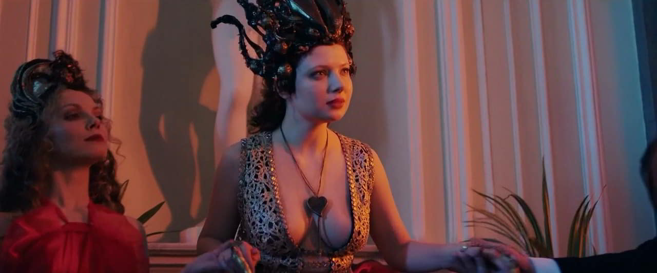 Emiliya Spivak, Kseniya Lukyanchikova cleavage movie scene 2017 Emiliya Spivak, Kseniya Lukyanchikova cleavage movie scene 2017