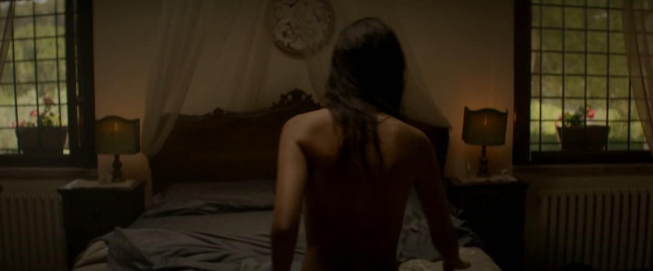 Emily Ratajkowski topless Welcome Home Emily Ratajkowski topless Welcome Home