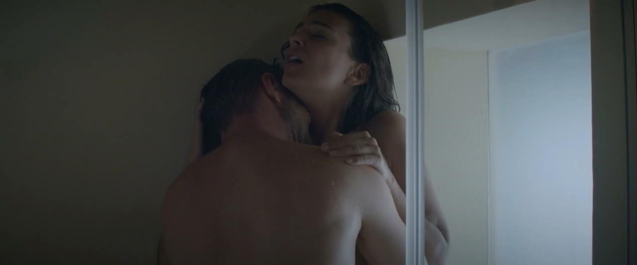 Emily Ratajkowski nude scene in Welcome Home Emily Ratajkowski nude scene in Welcome Home