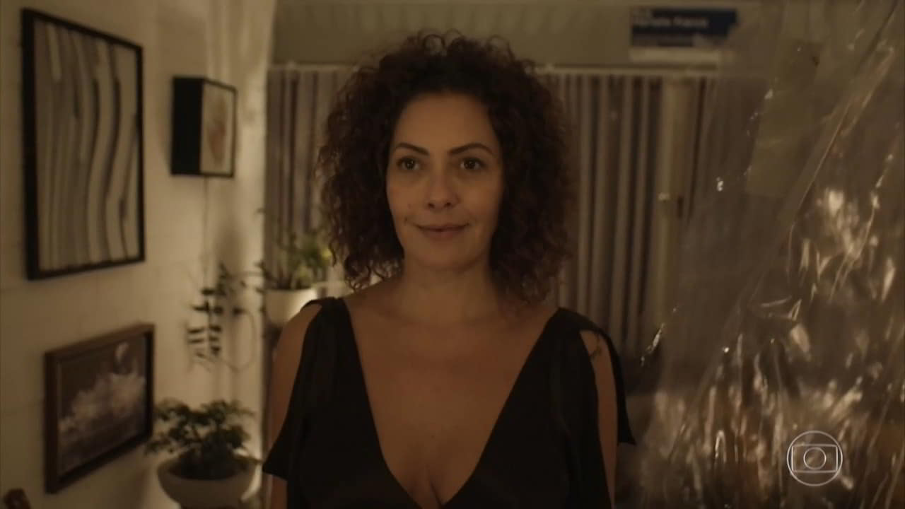 Fabiula Nascimento bare butt in Amor e Sorte - S01E03 Fabiula Nascimento bare butt in Amor e Sorte - S01E03