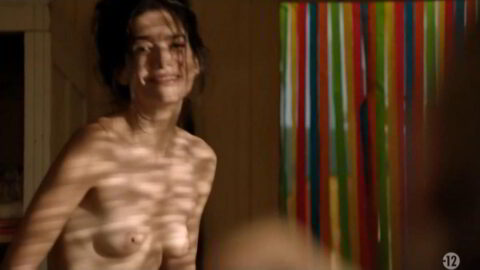 Flora Bonfenti Nude Guyane S01E07 2017 1