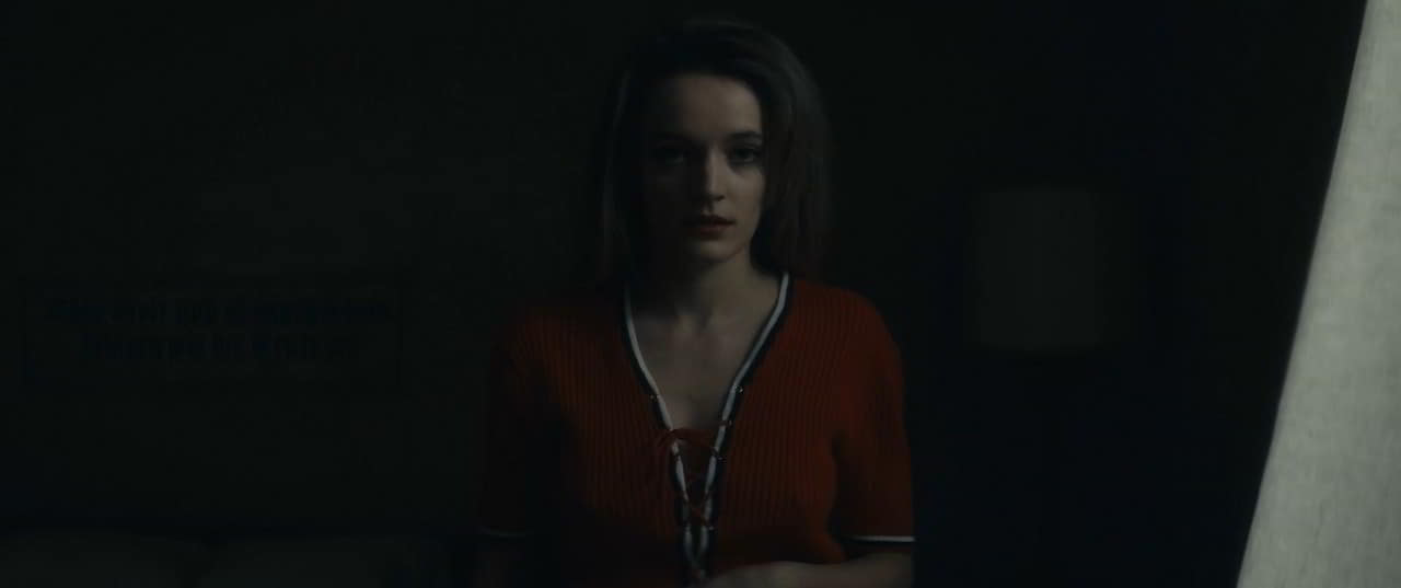Hanna Hilsdorf cleavage movie scene 2019 Hanna Hilsdorf cleavage movie scene 2019