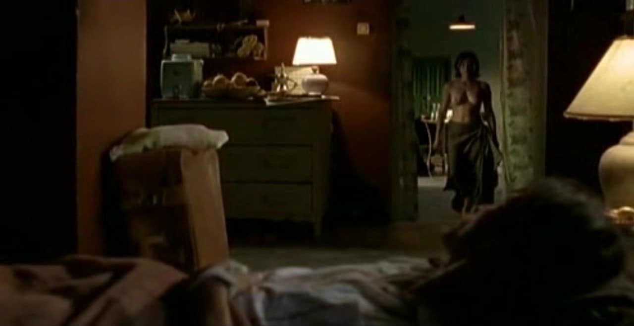 Idil Uner topless Le grans complot Idil Uner topless Le grans complot