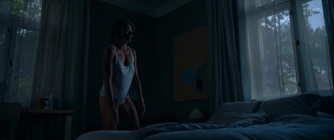 Inka Kallen cleavage movie scene 2021 Inka Kallen cleavage movie scene 2021
