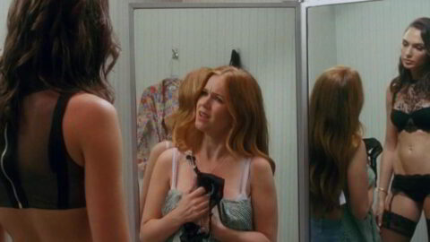 Isla Fisher Sexy Gal Gadot Sexy Keeping Up with the Joneses 2016 3