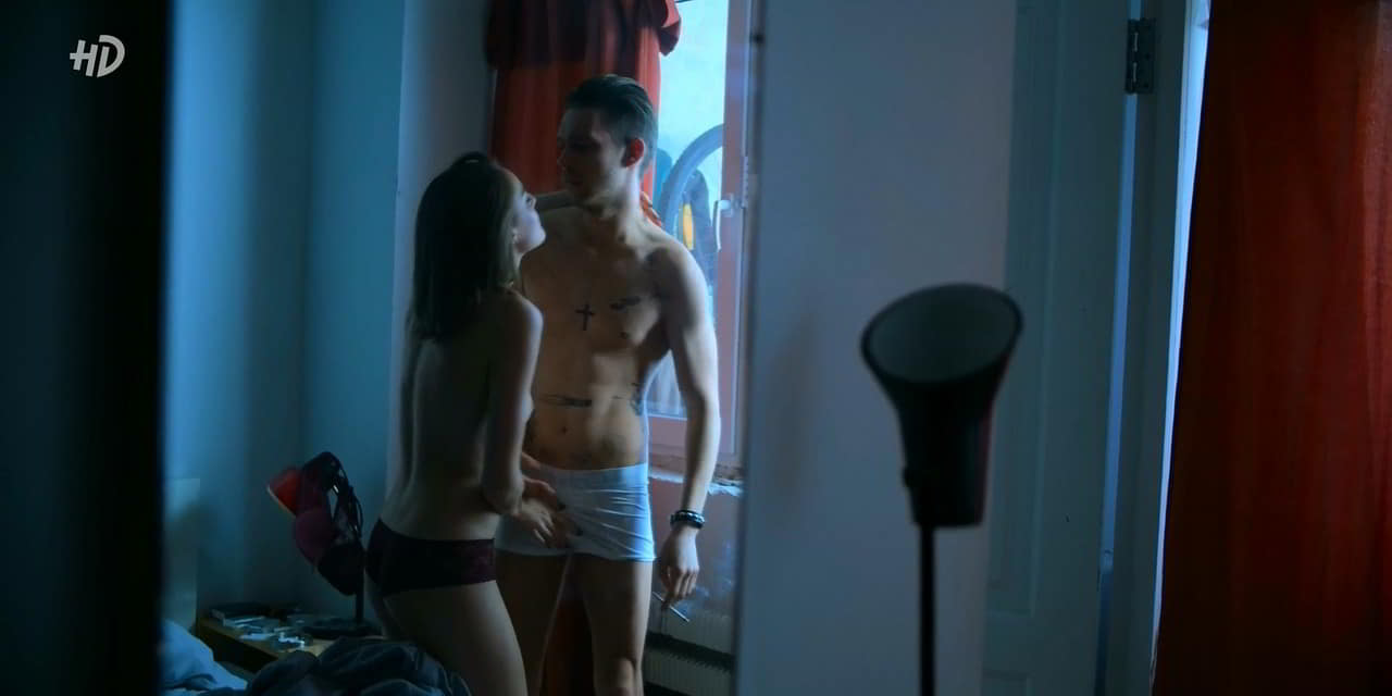 Izabel Eydlen topless Vodovorot - S01E05 Izabel Eydlen topless Vodovorot - S01E05