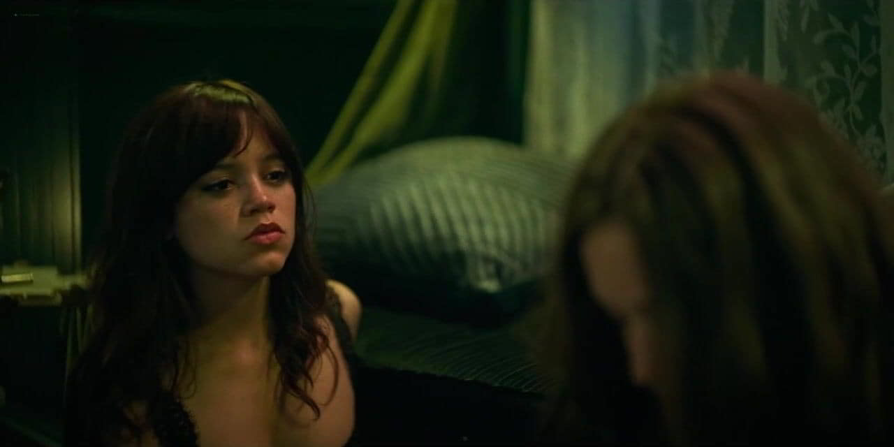 Jenna Ortega, Gideon Adlon cleavage movie scene 2024 Jenna Ortega, Gideon Adlon cleavage movie scene 2024