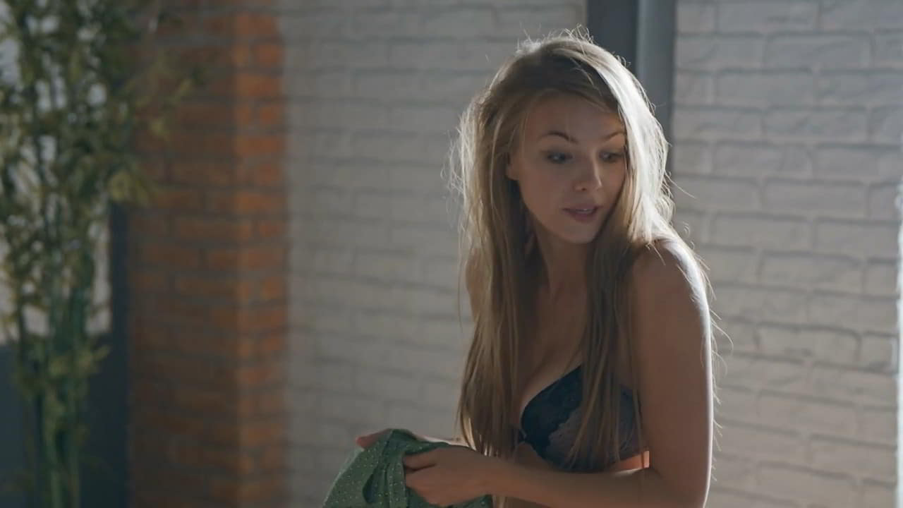 Judit Vas topless Mintaapak - S01E01 Judit Vas topless Mintaapak - S01E01