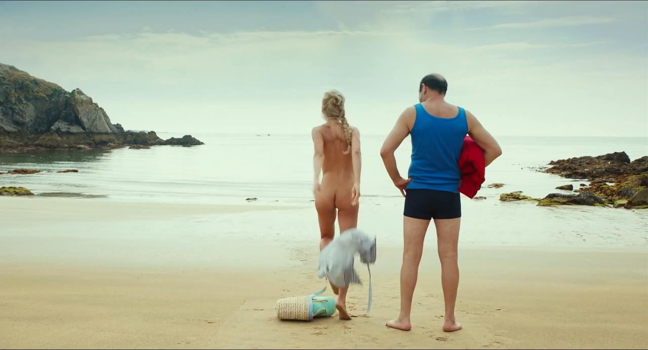 Julie Engelbrecht topless Les vacances du petit Nicolas Julie Engelbrecht topless Les vacances du petit Nicolas