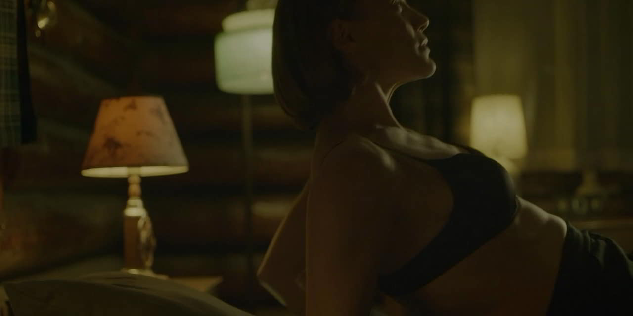 Katee Sackhoff, Blu Hunt topless Another Life - S01E08 Katee Sackhoff, Blu Hunt topless Another Life - S01E08