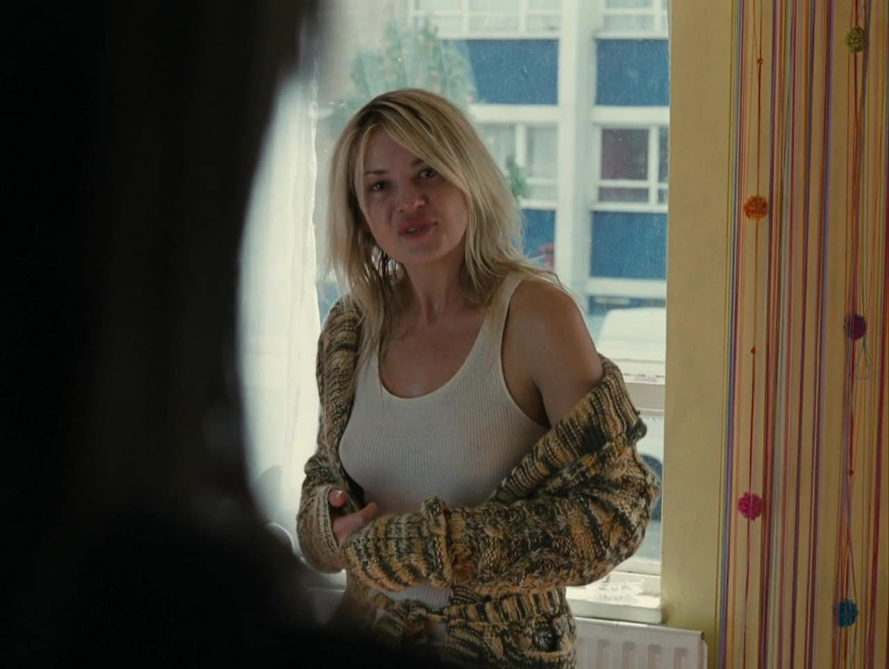 Kierston Wareing, Katie Jarvis bare butt in Fish Tank Kierston Wareing, Katie Jarvis bare butt in Fish Tank