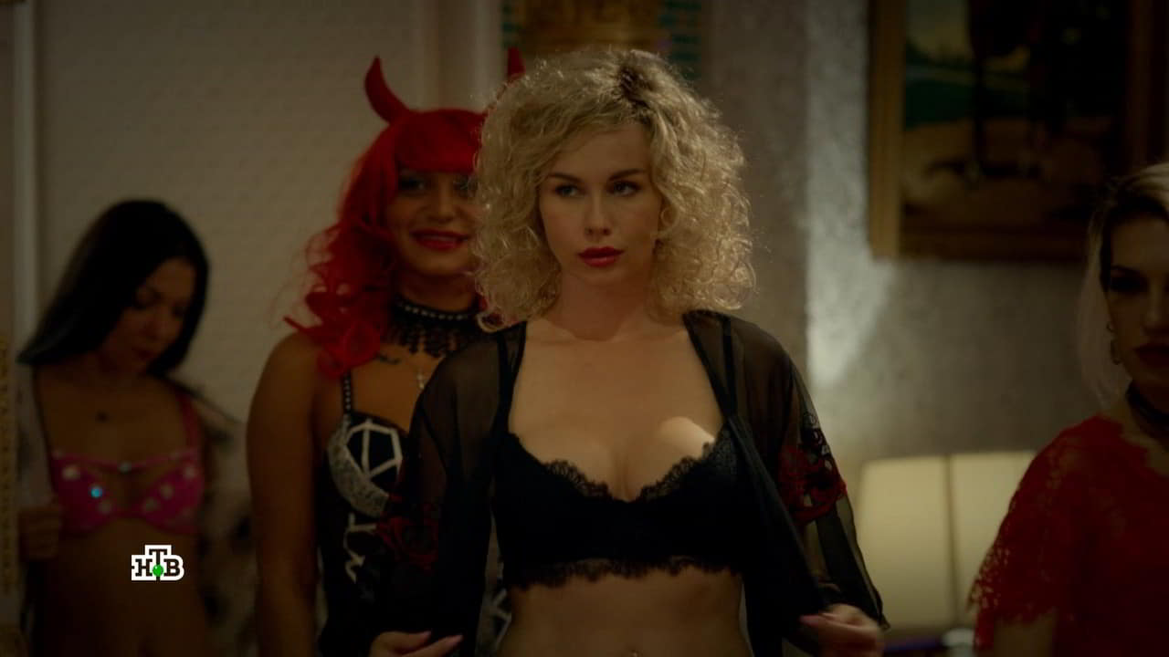 Kristina Boreyko topless Dinosaur - S03E02-E06 Kristina Boreyko topless Dinosaur - S03E02-E06