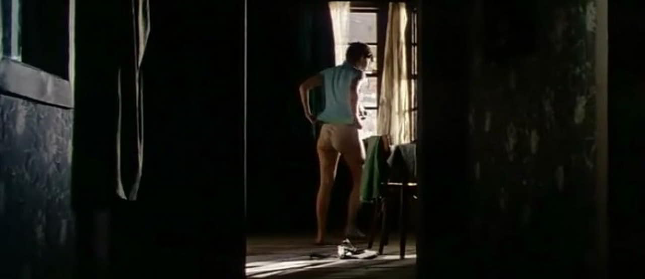 Labina Mitevska nude scene in Jas sum od Titov Veles Labina Mitevska nude scene in Jas sum od Titov Veles