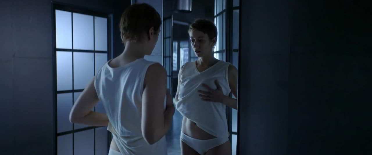 Lana Baric topless Eden Lana Baric topless Eden