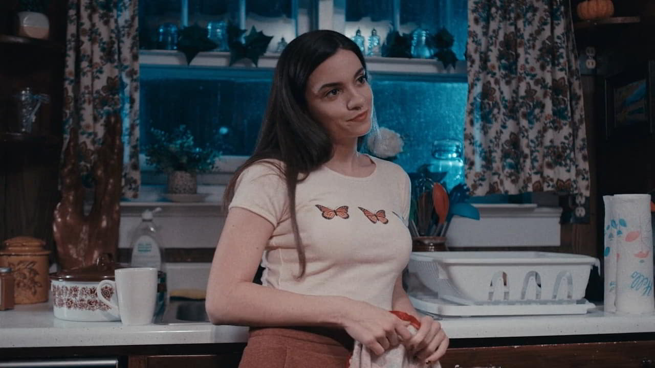 Lauren LaVera cleavage movie scene 2022 Lauren LaVera cleavage movie scene 2022