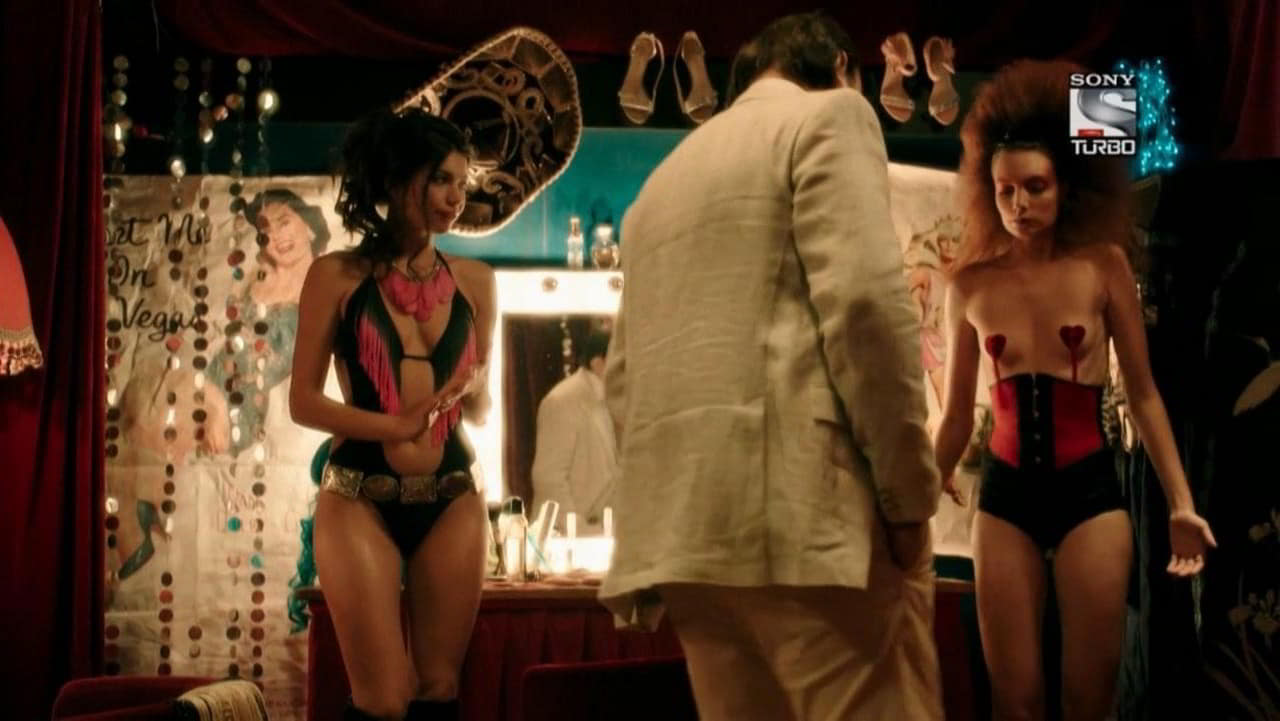 Lavinia Longhi bare butt in Station Horizon - S01E04 Lavinia Longhi bare butt in Station Horizon - S01E04