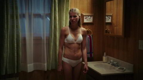 Lexi Atkins Sexy Zombeavers 2014 1