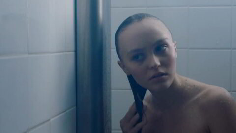 Lily Rose Depp Sexy Les fauves 2018 1