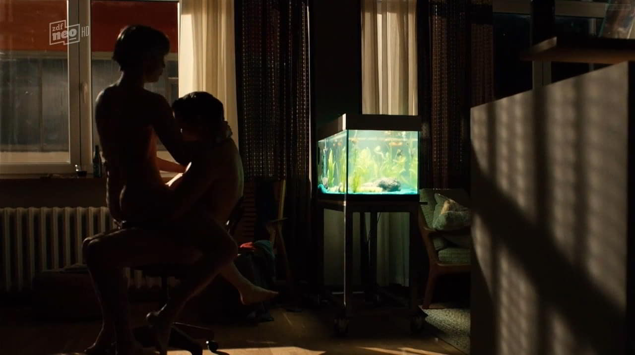 Lisa Wagner nude scene in Kommissarin Heller - S01E03 Lisa Wagner nude scene in Kommissarin Heller - S01E03