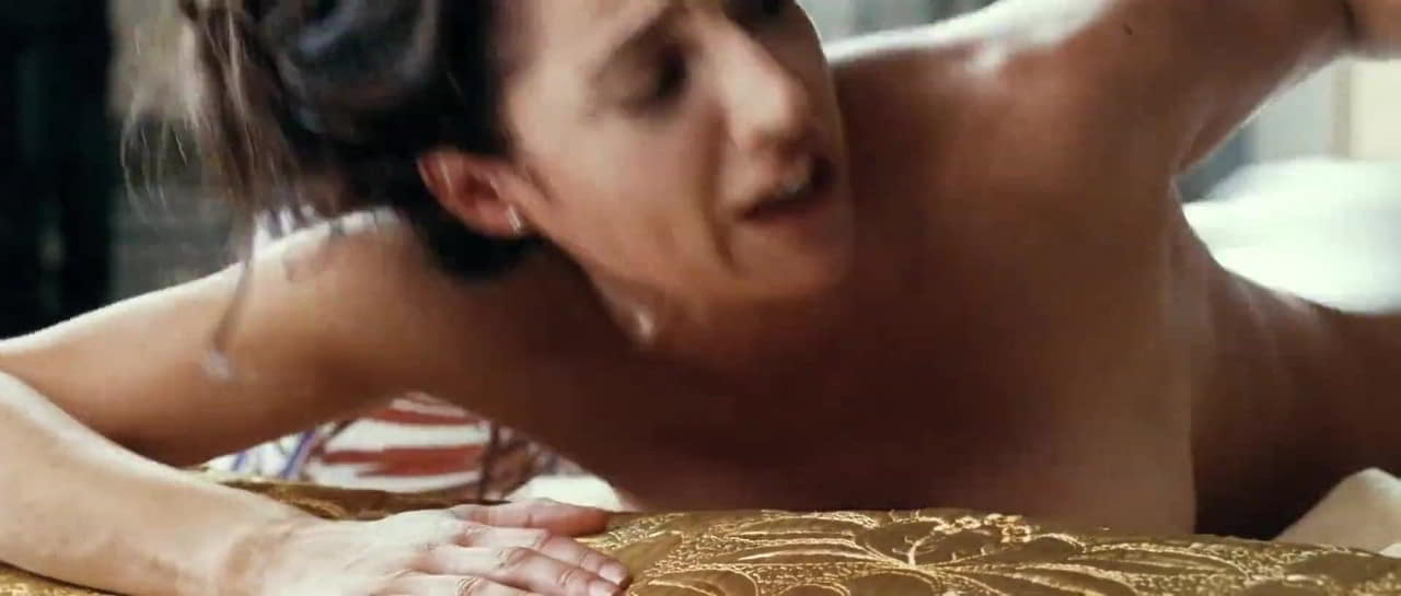 Luisa Ranieri cleavage movie scene 2011 Luisa Ranieri cleavage movie scene 2011