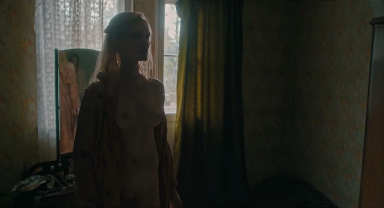 Magdalena Cielecka, Agata Buzek topless Ciemno, prawie noc Magdalena Cielecka, Agata Buzek topless Ciemno, prawie noc