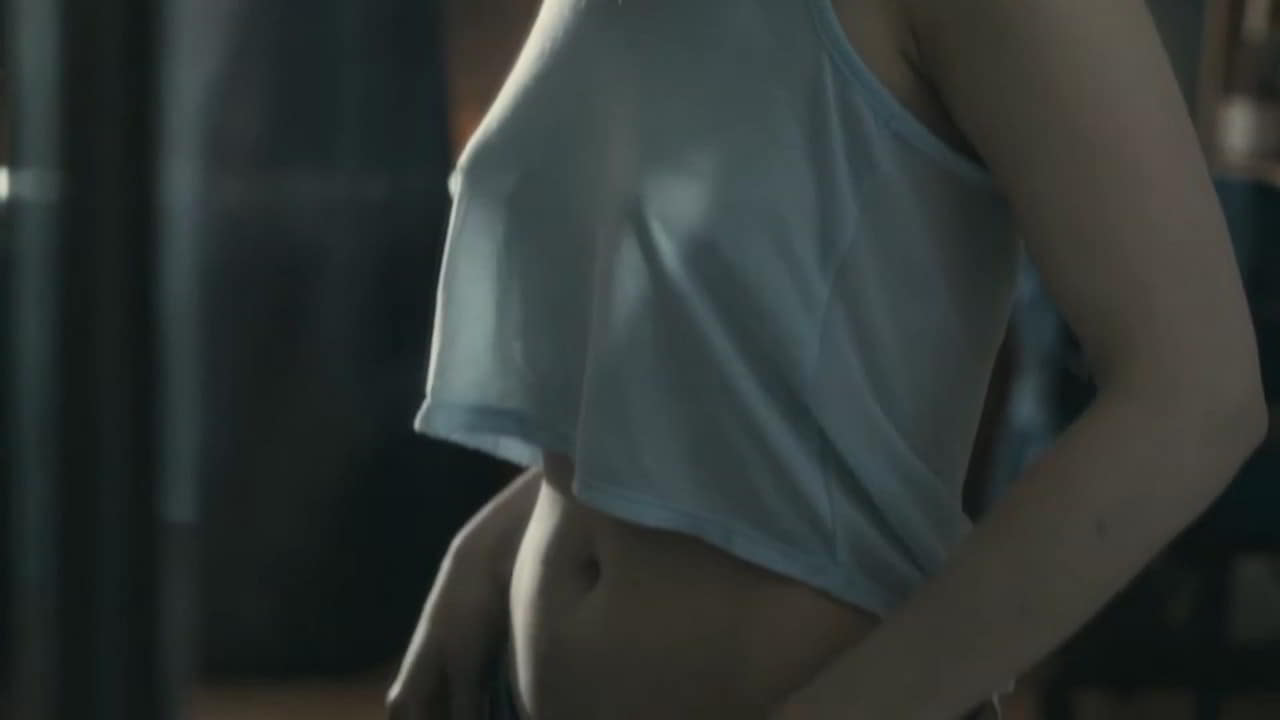 Maria Rusanova bare butt in Tabu Maria Rusanova bare butt in Tabu