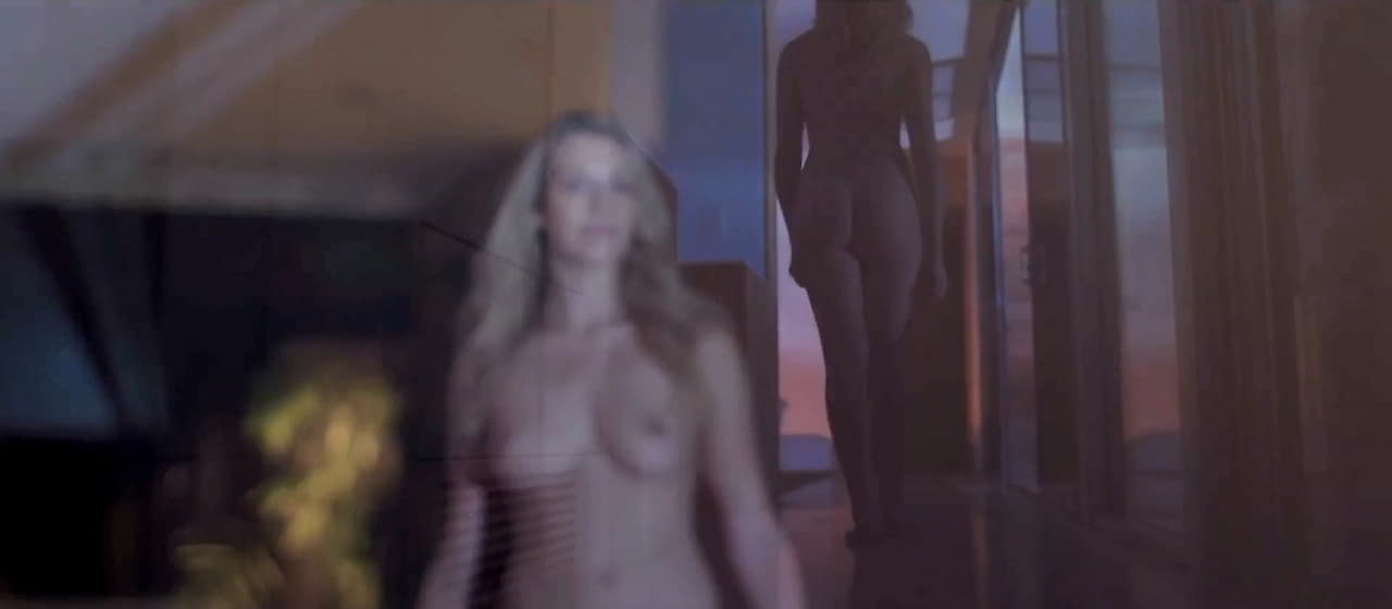 Miranda Kathleen bare butt in The Object Miranda Kathleen bare butt in The Object