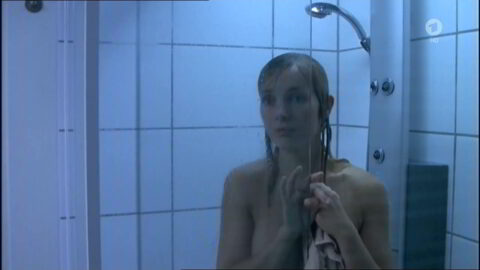 Nadja Uhl Nude Dornrooschen erwacht 2005 6