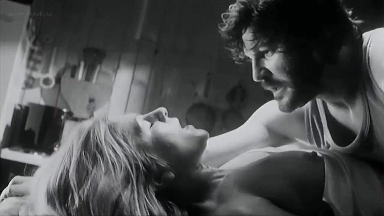 Nives Ivankovic cleavage movie scene 2004 Nives Ivankovic cleavage movie scene 2004