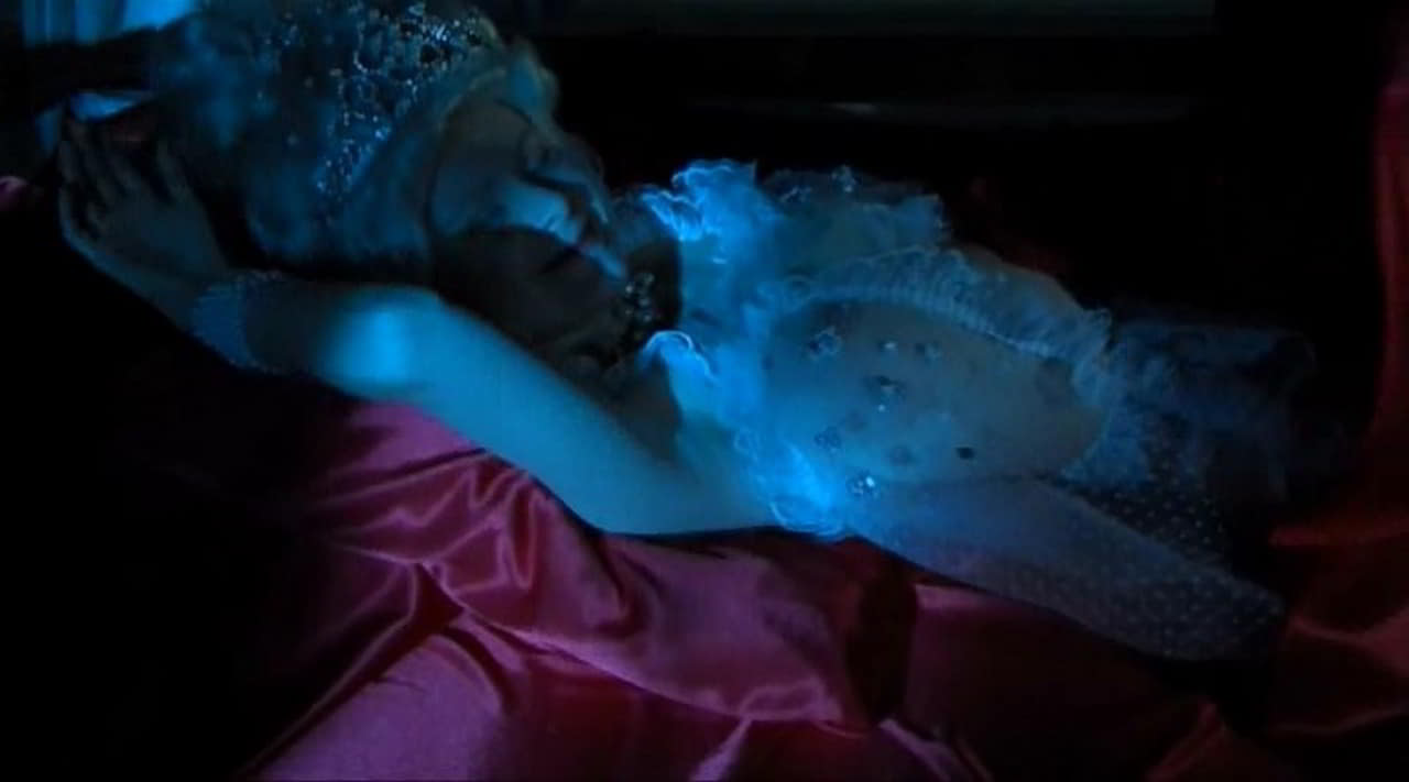 Hot Oksana Borbat, Lesya Kozachuk explicit scene 2008 Hot Oksana Borbat, Lesya Kozachuk explicit scene 2008