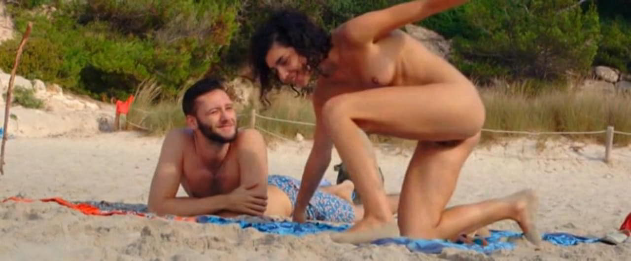 Olivia Delcan bare butt in Isla Bonita Olivia Delcan bare butt in Isla Bonita