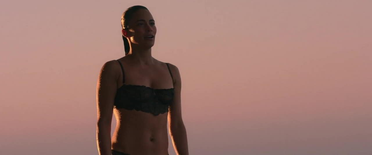 Paula Patton cleavage movie scene 2018 Paula Patton cleavage movie scene 2018