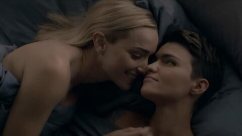 Ruby Rose Sexy Brianne Howe Sexy Batwoman S01E04 2019 5