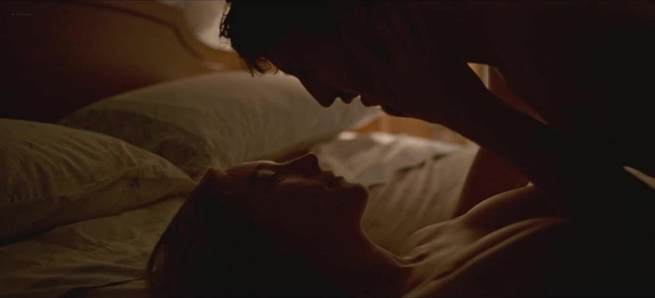 Saoirse Ronan cleavage movie scene 2023 Saoirse Ronan cleavage movie scene 2023